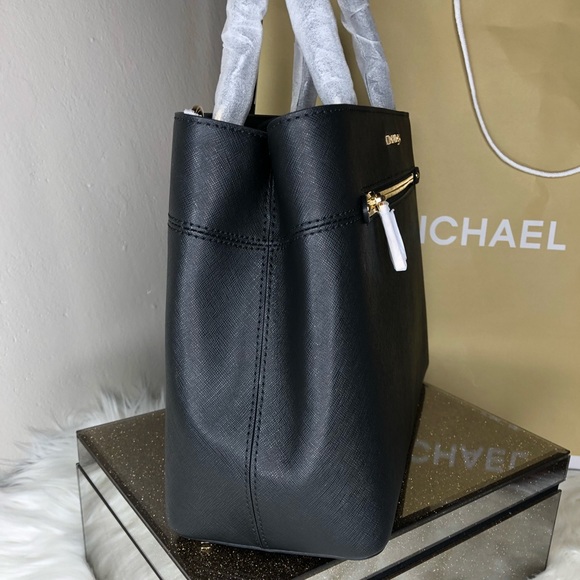 Michael Kors Hailee MD satchel - Picture 2 of 8